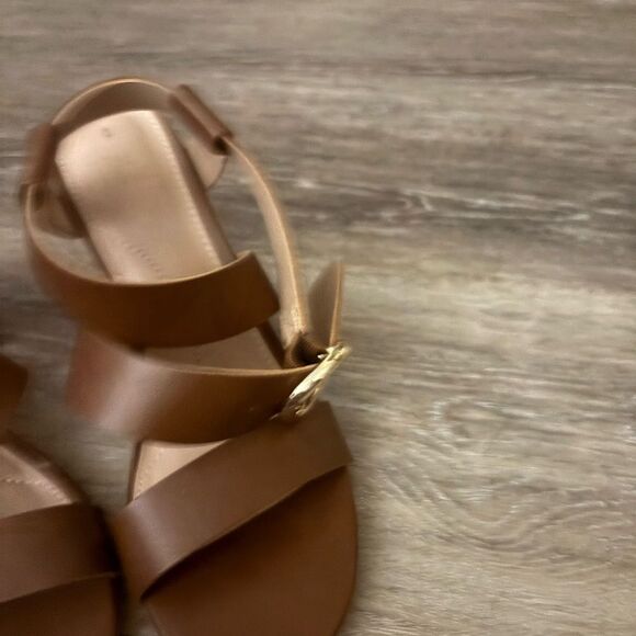Time and Tru Brown Block Heel Sandals Sz 6 - Picture 4 of 7